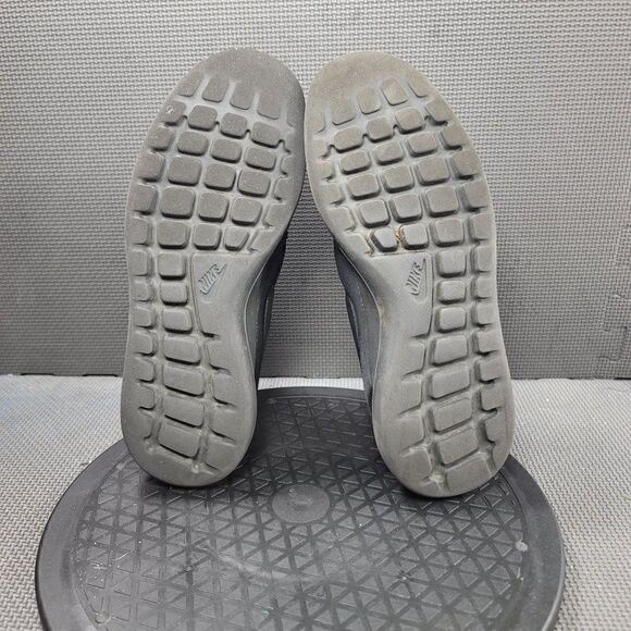 Nike Roshe Two Shoes Womens Sz 8 Black Athletic Trainers - Picture 7 of 9